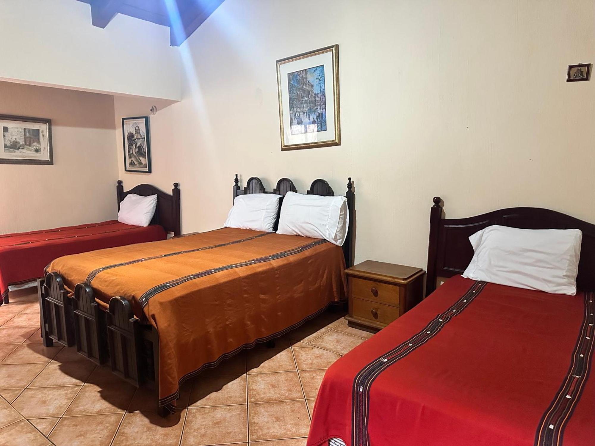 Hotel Don Valentino Antigua Esterno foto