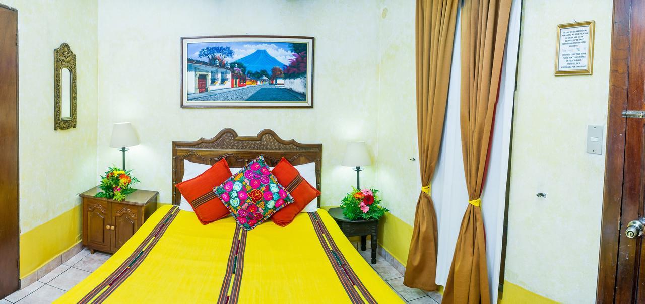 Hotel Don Valentino Antigua Esterno foto