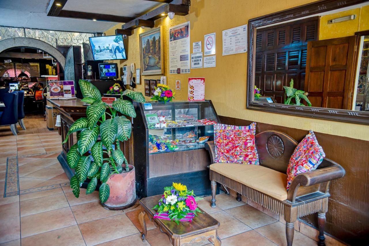 Hotel Don Valentino Antigua Esterno foto